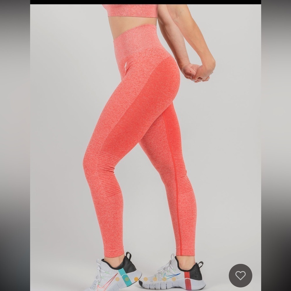 [Flag Nor Fail] NWT SEAMLESS TIGHTS - RED - Picture 4 of 7